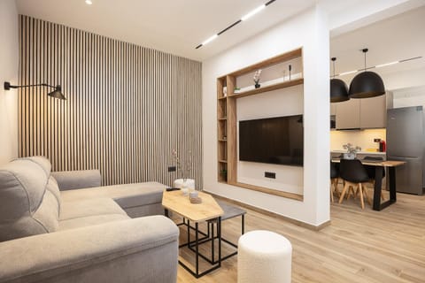 Communal lounge/ TV room, TV and multimedia, Living room, Seating area