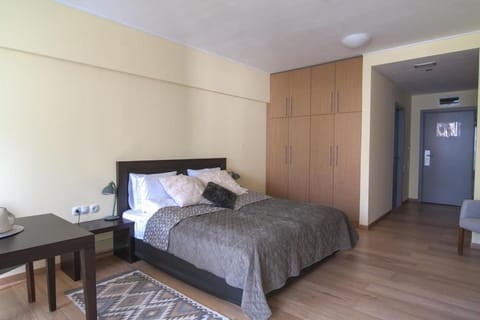 Bed, Bedroom, wardrobe