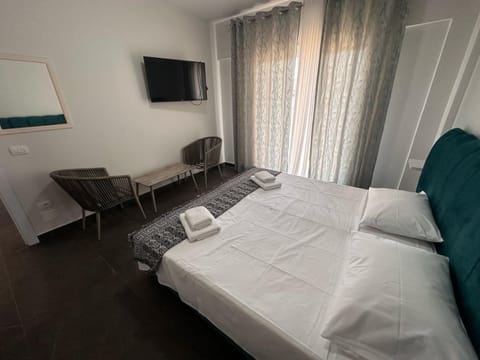 TRIUMPH rooms and apartment Bed and Breakfast in Vlorë