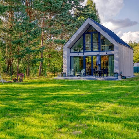 Bory Za Oknem House in Pomeranian Voivodeship
