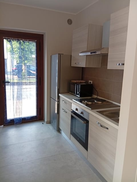 Kitchen or kitchenette, oven, stove