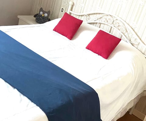 Bed, Bedroom, Garden view, VIP