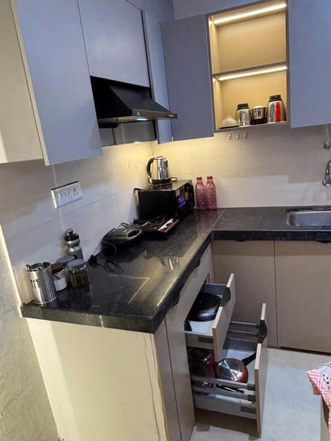 Rose by Oasis Homestays Apartment in Jaipur