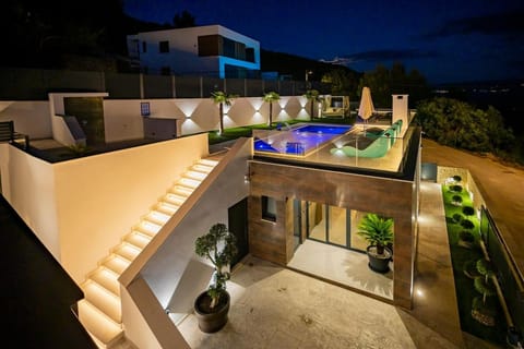 Property building, Patio, Night, Natural landscape, View (from property/room), Balcony/Terrace, Pool view, Swimming pool, sunbed