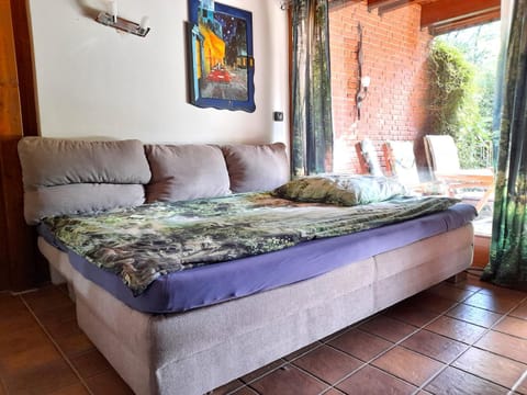 Bed, Living room, Photo of the whole room