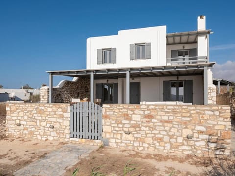 Sunset Villa Pounda Villa in Paros, Greece