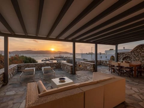 Sunset Villa Pounda Villa in Paros, Greece