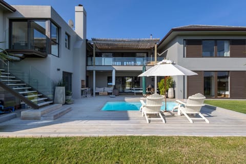 Exclusive Whale Rock 6-Bed Villa with Ocean Views Villa in Plettenberg Bay