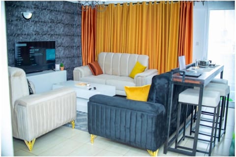 Photo of the whole room, Seating area