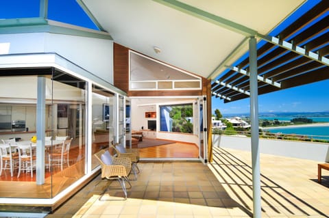Property building, Balcony/Terrace