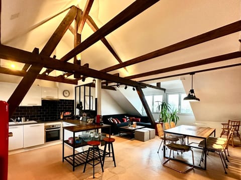 Kitchen or kitchenette, Living room, Lounge or bar, Dining area