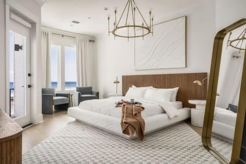 Elysian - Beachfront Paradise with Luxury Amenities House in Romar Beach