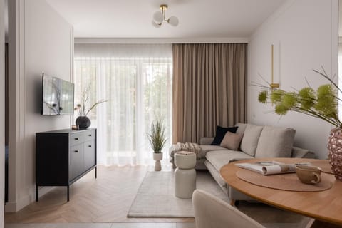 Bed, TV and multimedia, Photo of the whole room, Seating area