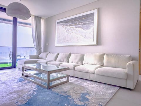 ADDRESS BEACH RESORT Residence Million Dollar View 39th floor DXB AIRPORT VIP Shuttle option Apartment in Dubai