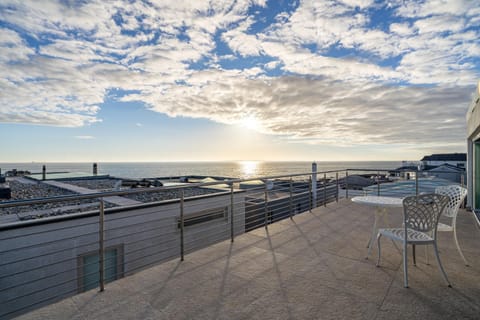 Day, Natural landscape, View (from property/room), Balcony/Terrace, Balcony/Terrace, Sea view, Sunset