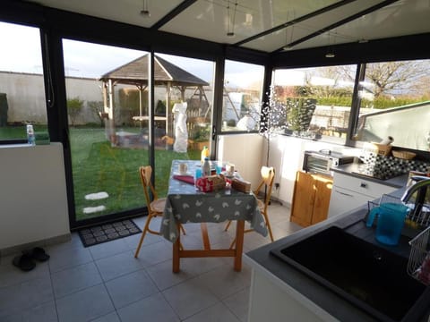 Kitchen or kitchenette, Dining area, Garden view