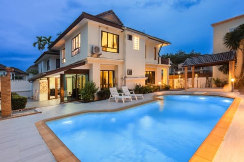 Property building, Night, Pool view, Swimming pool