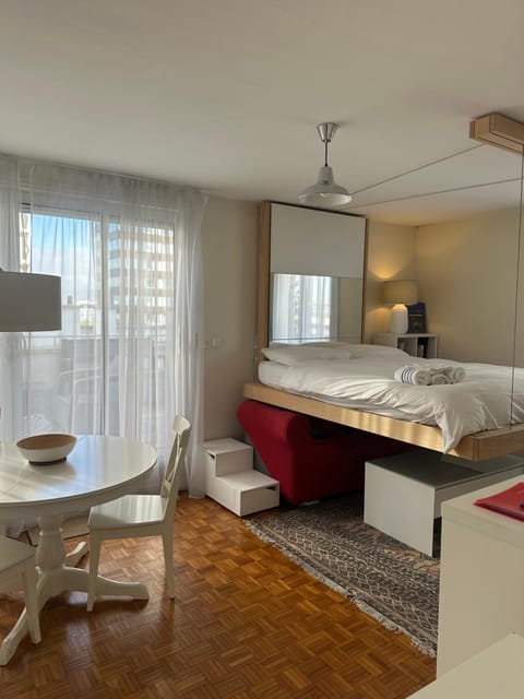 Living room, Photo of the whole room, Dining area
