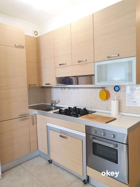 Kitchen or kitchenette, oven, stove