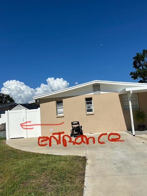 Paradise Apartment in Town N Country