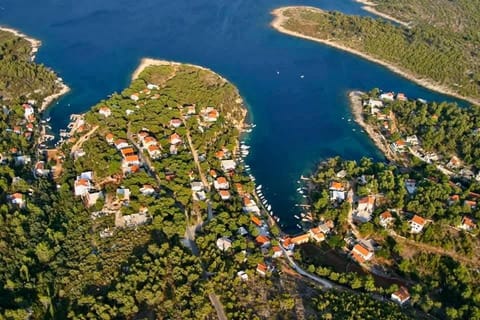 Apartmani Bah Basina Apartment in Vrboska