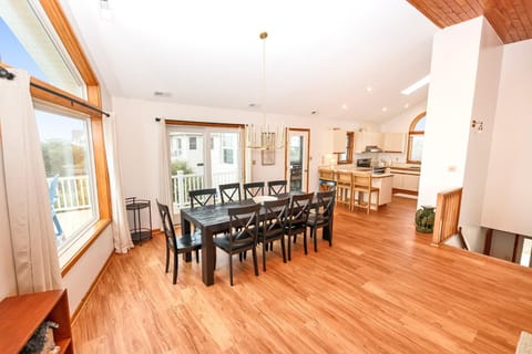 Oceanside, Close to Beach and Shopping! - WW921, Seafive House in Corolla