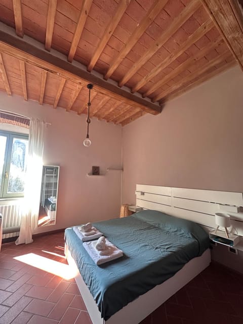 Peaceful Pause in Livorno Cozy apartment for 3-4 people with Private Parking Apartment in Livorno