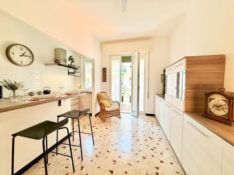 DIMORA Concept-Summer Apartment-Sea view terrace and Parking Apartment in Borgio Verezzi