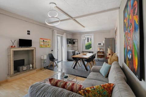 Isola Bella Apartment Apartment in Province of Brescia