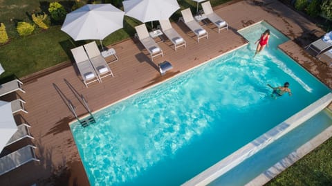 Swimming pool, Swimming pool