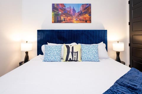 Shimmering New NOLA Home TVs in Bedrooms & Parking House in New Orleans