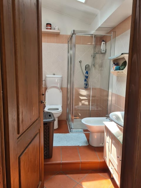 Charming Home by Ancient Walls Apartment in Prato