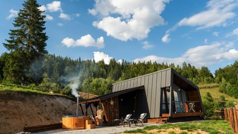 Property building, Day, Natural landscape, Mountain view