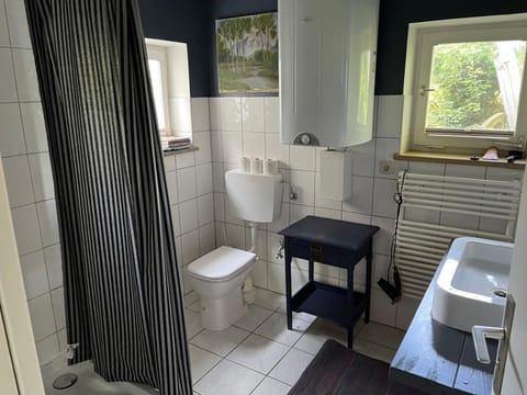 Altes Zeichenstudio im Grünen Apartment in Murnau am Staffelsee