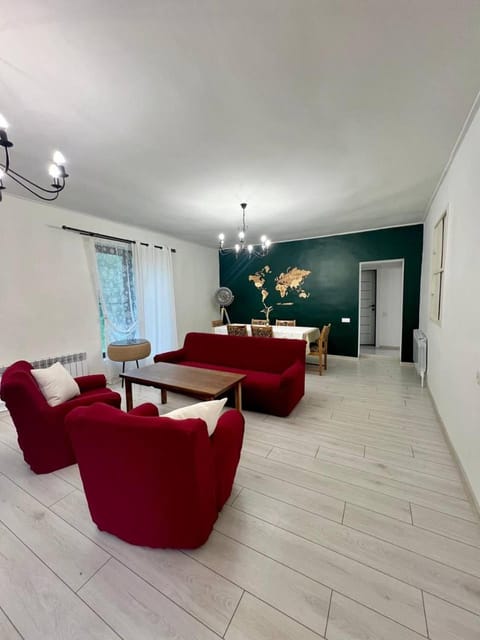 Living room, Seating area, Dining area