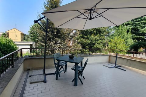Patio, Balcony/Terrace, Dining area, Garden view