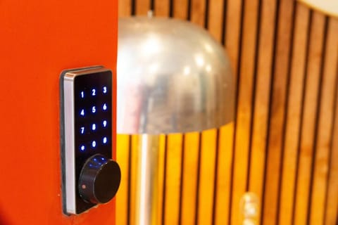 MCM Garden Apartment & Urban Oasis Apartment in Decatur