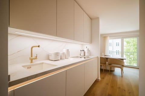 Coffee/tea facilities, Kitchen or kitchenette