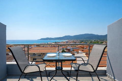 Balcony/Terrace, Balcony/Terrace