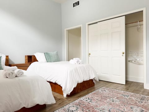 Haynie's Home - Apartments in Evansville Apartment in Evansville