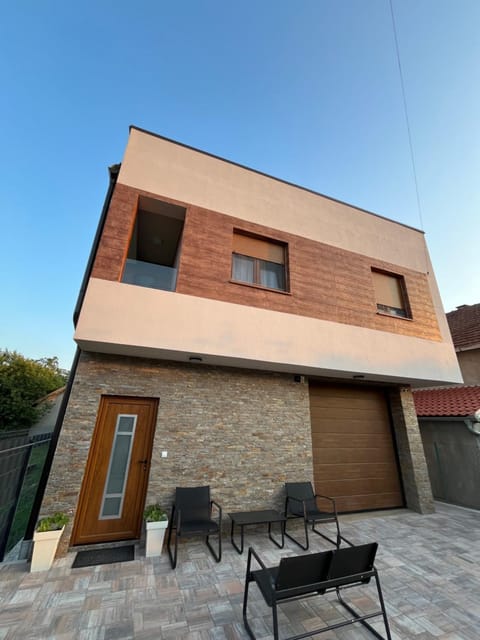 Casa Due Apartment in Novi Sad