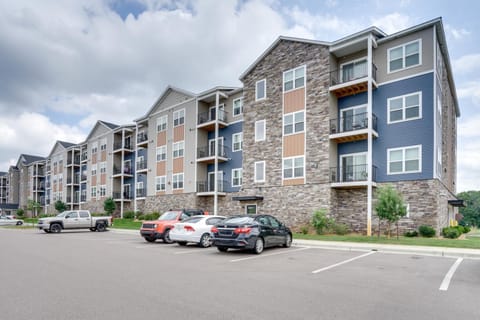 4 Mi to National Sports Center Apt in Blaine Apartment in Blaine