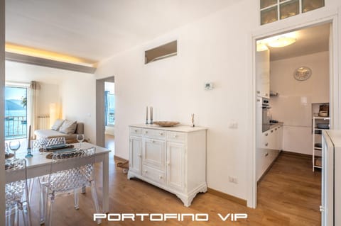 Dipinto di blù by PortofinoVip Apartment in Santa Margherita Ligure
