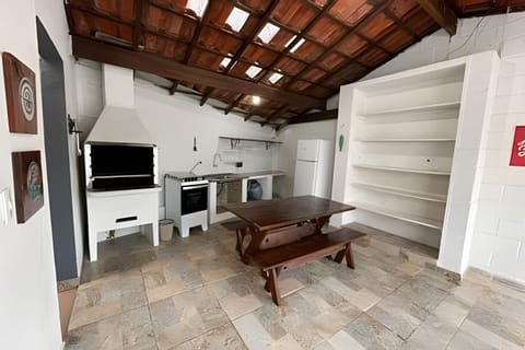 BBQ facilities, Seating area, Dining area
