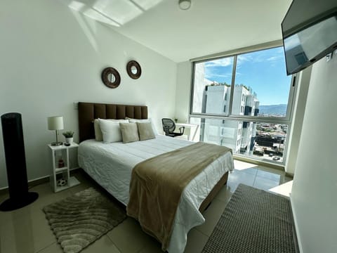 Bed, View (from property/room), Photo of the whole room, Bedroom