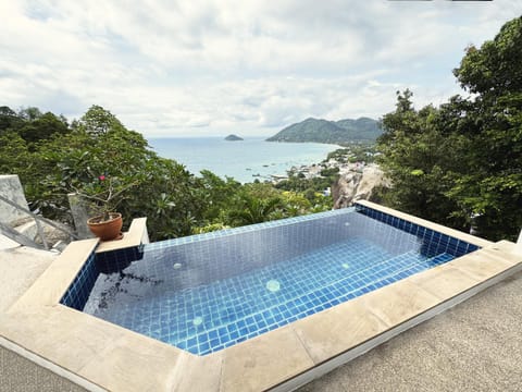 Garden view, Sea view, Swimming pool