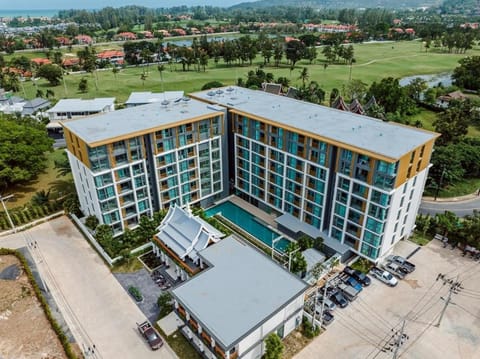 Property building, Natural landscape, Bird's eye view, Swimming pool