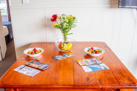 Waitangi Beach Unit B House in Paihia