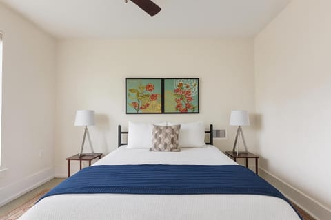 Detroit North End 6BR | Pets, WiFi, Parking House in Hamtramck