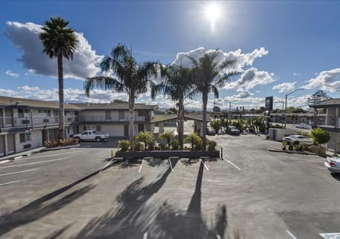 Steinbeck Lodge Hotel in Salinas